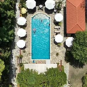 Agrili & Aparthotel Elia Nikitis